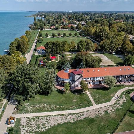 Zamárdi Sirály Apartmanok Esterno foto