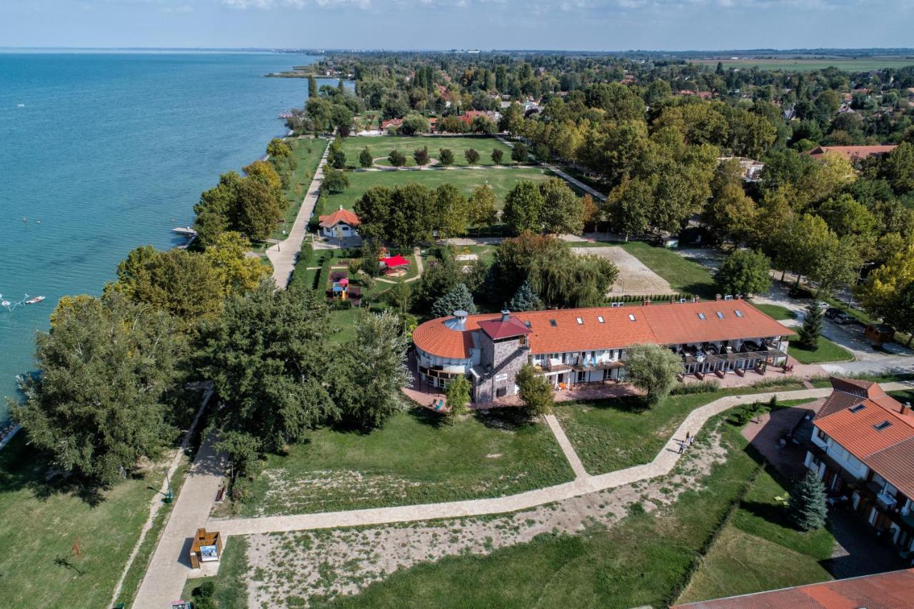 Zamárdi Sirály Apartmanok Esterno foto